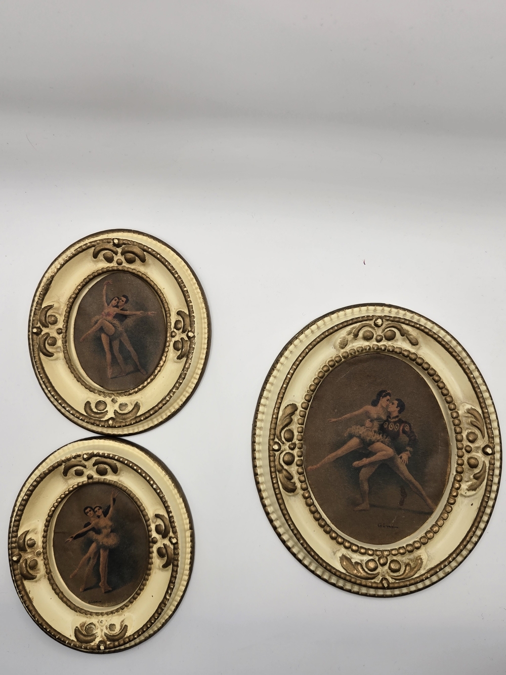 Gold Oval Ballet Wall Art Set - Elegant Vintage Style Set Of 3 By Gina